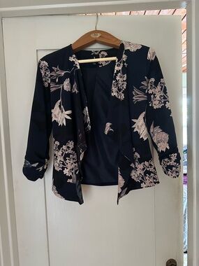 Jules & Leopold Navy Floral Open blazer - size small